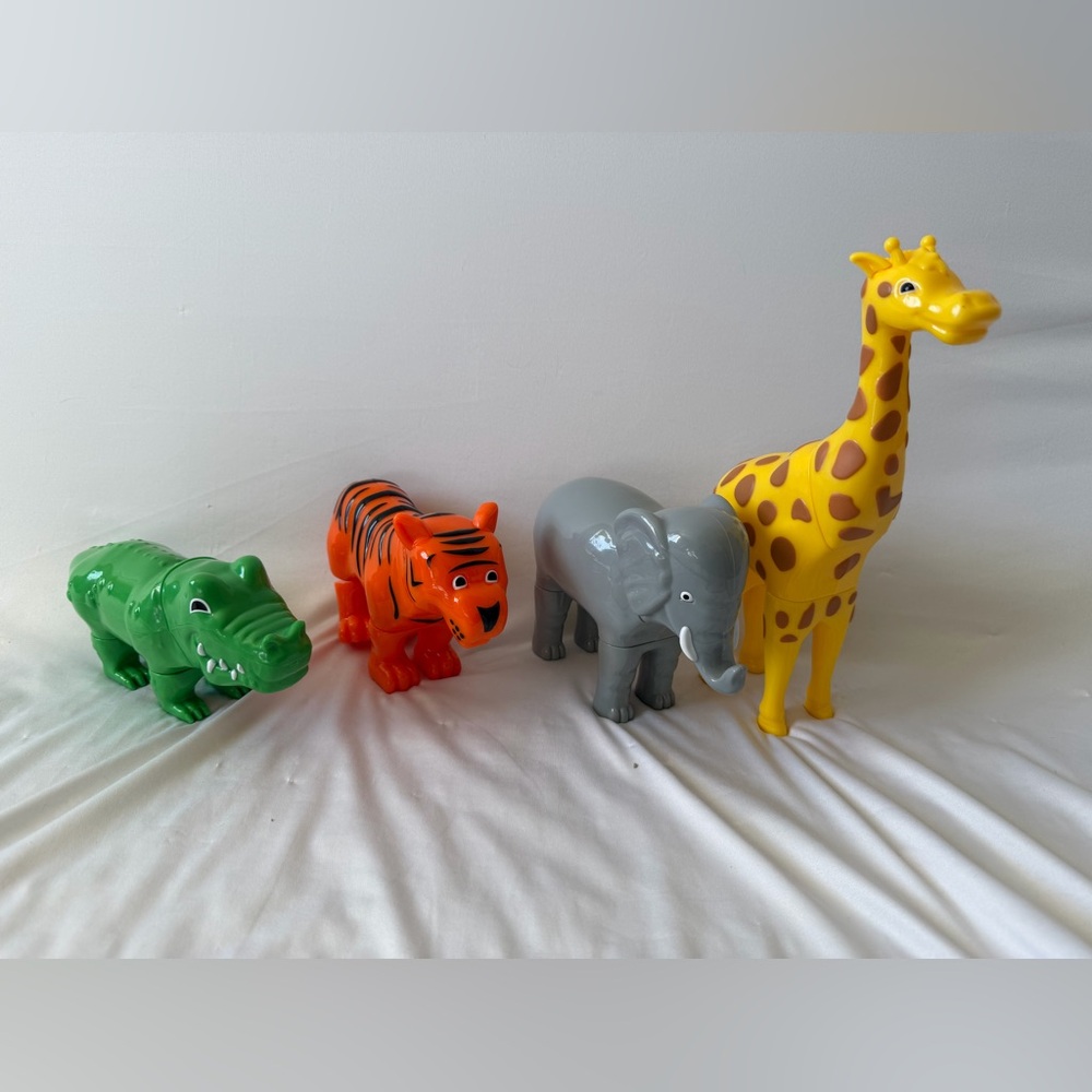 Mix & Match Magnetic Wild Animals Lakeshore Learning